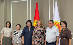 Директор НИИХП Марина Николаевна Костюченко в рамках рабочего визита в Бишкек встретилась с руководителями Киргизской государственной медицинской академии, Института питания, компаний АКУН и Wires.